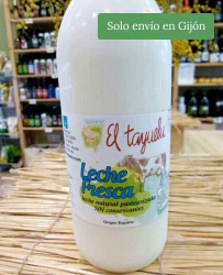 Leche fresca entera de vaca El Tayuelu