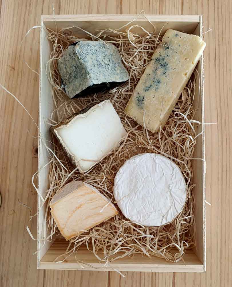 La Caja de Don A.R.