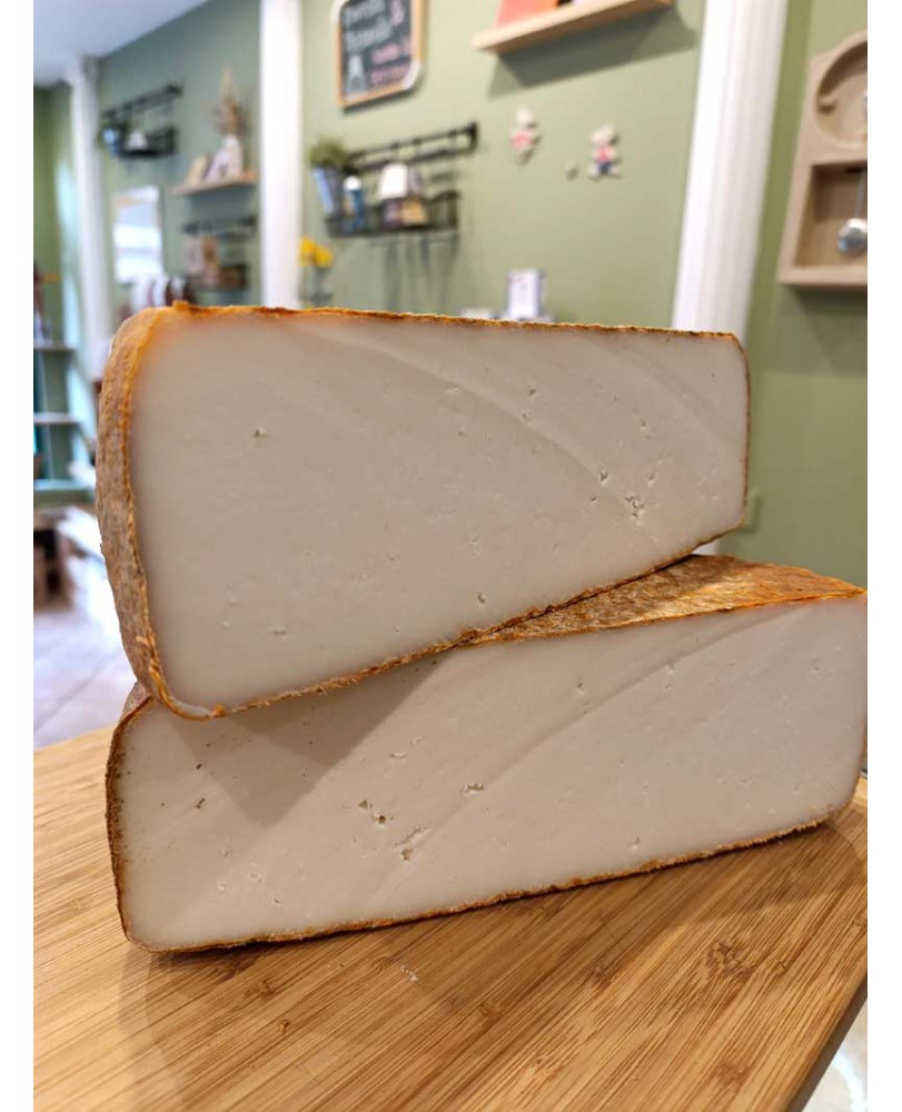 Queso de cabra canario con pimentón