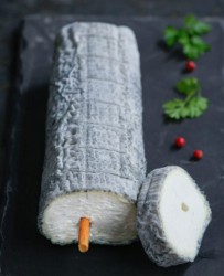 Queso Sainte Maure de Touraine