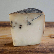 Curado de oveja ahumado con ceniza