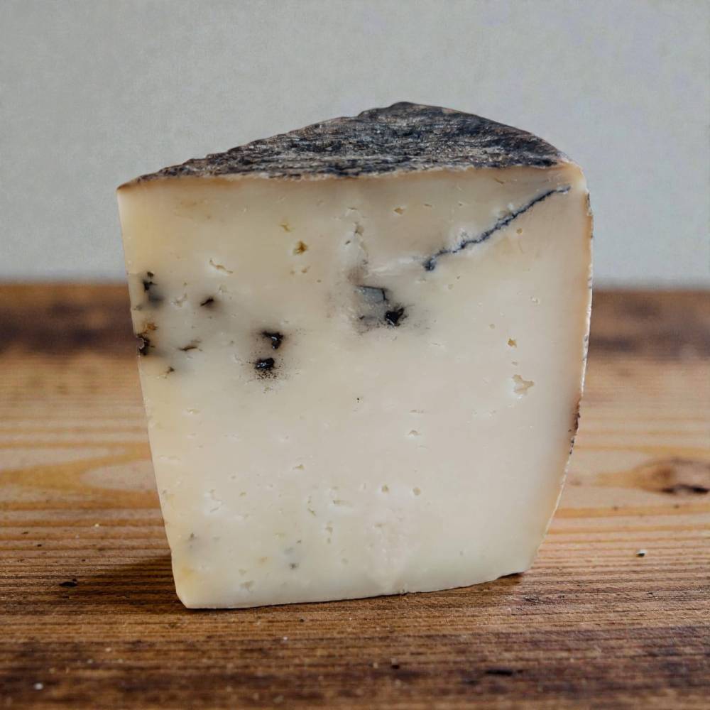 Curado de oveja ahumado con ceniza