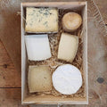Caja Los clásicos nunca mueren - cesta de quesos europeos clásicos para regalar, La Quesería Gijón