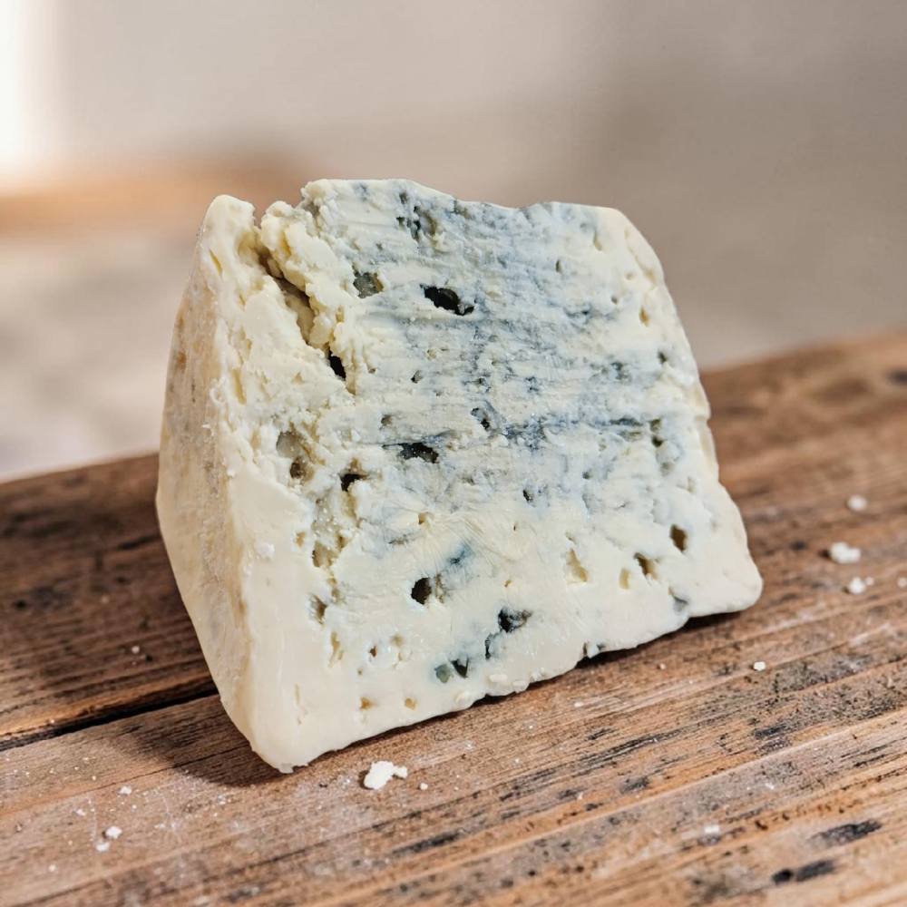 Comprar Bleu des Causses - queso azul francés de vaca, el primo del Roquefort, cuevas de Combalou