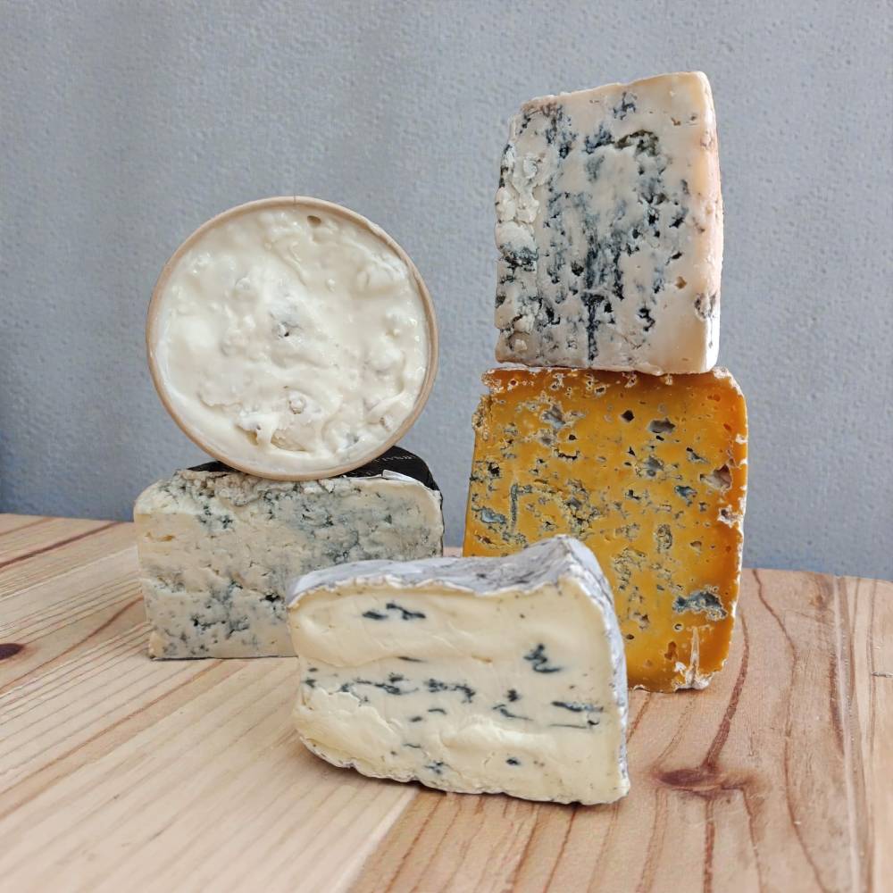 Selección Todo al azul - 5 quesos azules de 4 países, Cabrales, Stilton, Gorgonzola y más